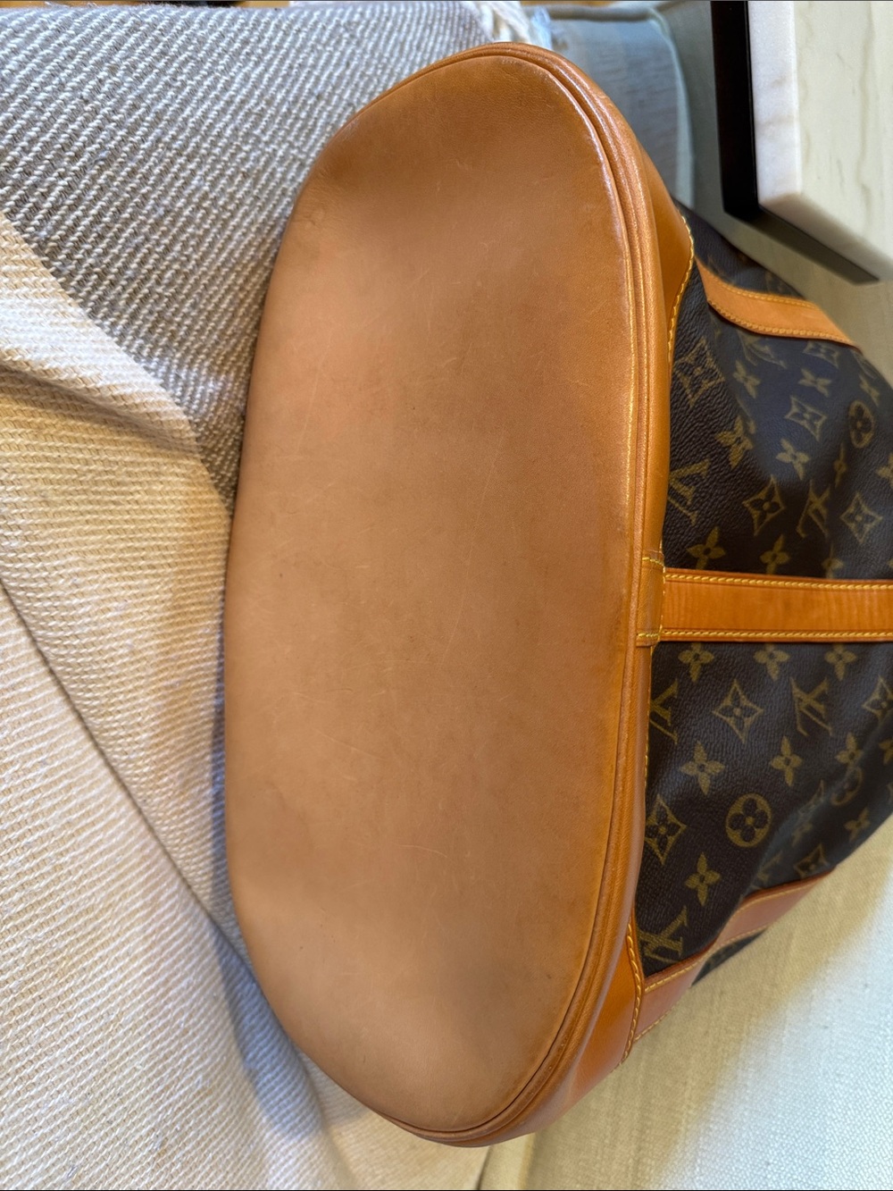 LV Randonnee with Dust Bag - Picture 8 of 15